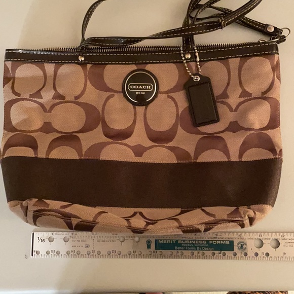 Coach Tote Bag - Picture 9 of 11